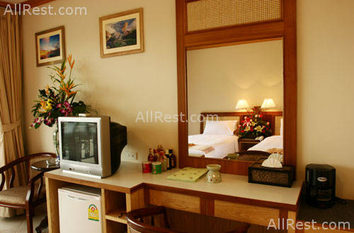Patong Green Mountain Hotel 28